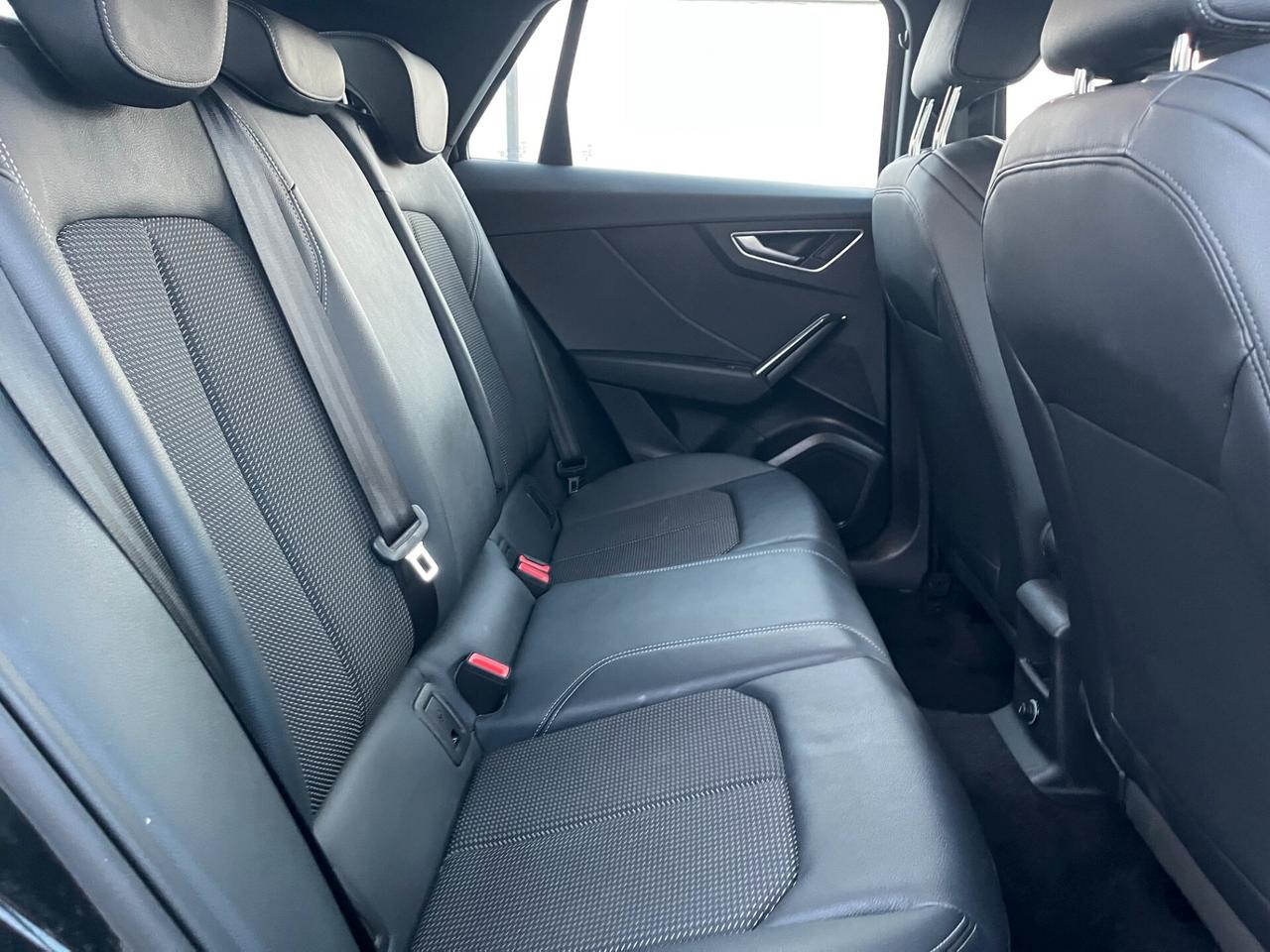 Audi Q2 35 TDI S tronic line Edition