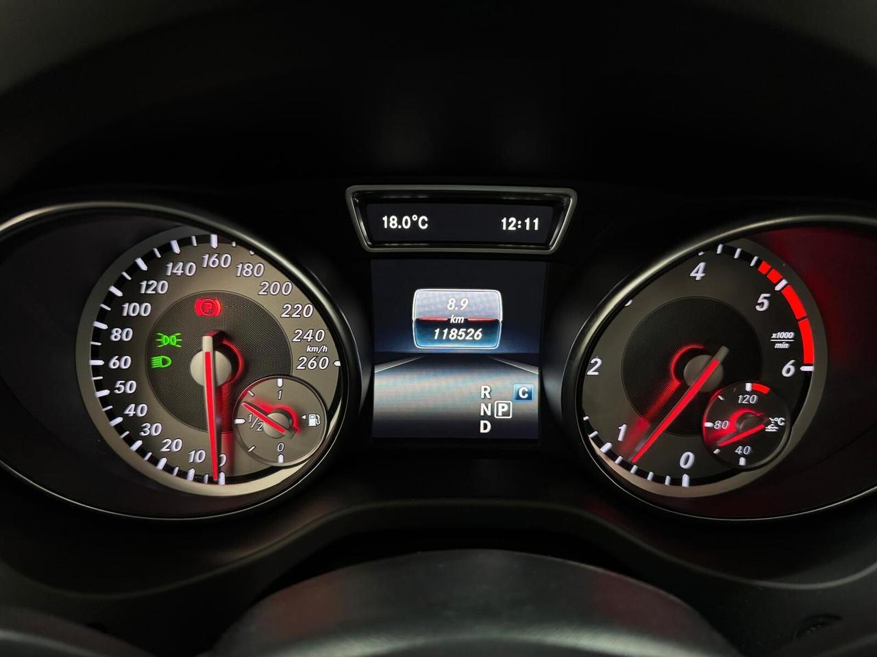 Mercedes-benz GLA 200 d Automatic Sport 2016