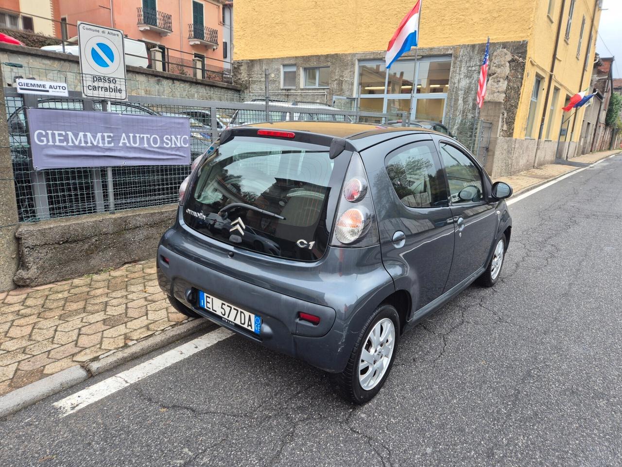 Citroen C1 1.0 5 porte Accessorize neopatentati 2012
