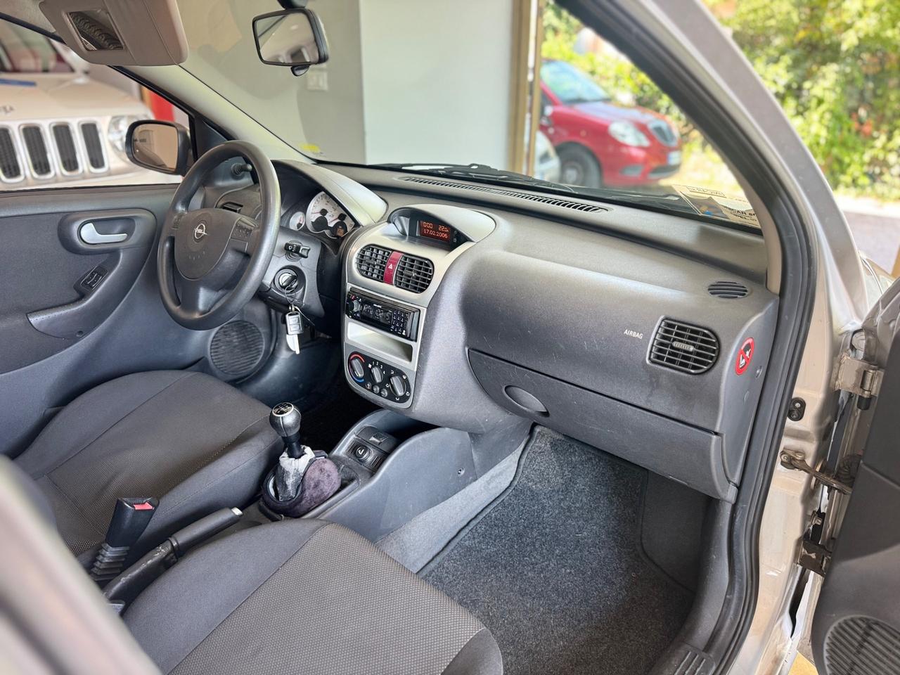 Opel Corsa 1.2i 16V cat 5 porte Silverline