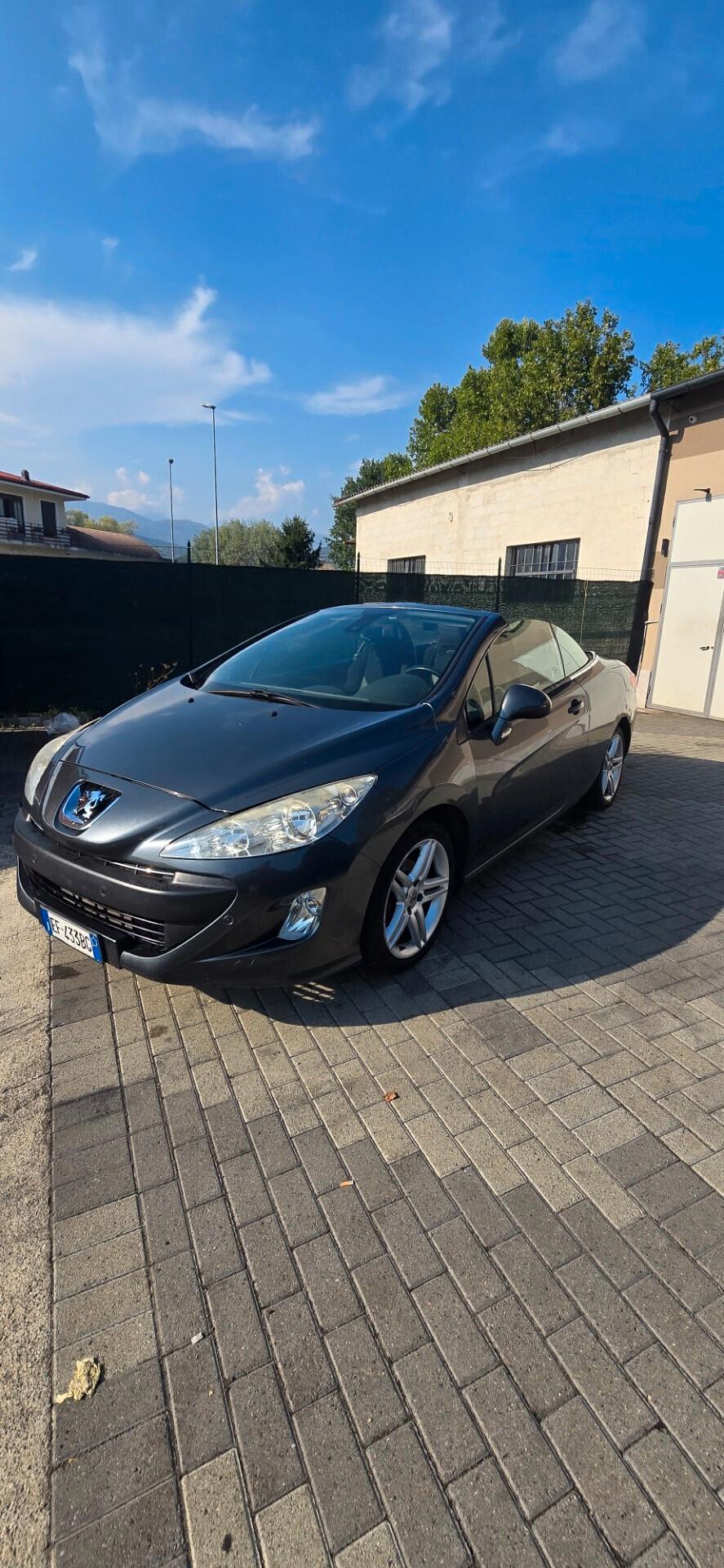 Peugeot 308 1.6 HDi 112CV CC Féline