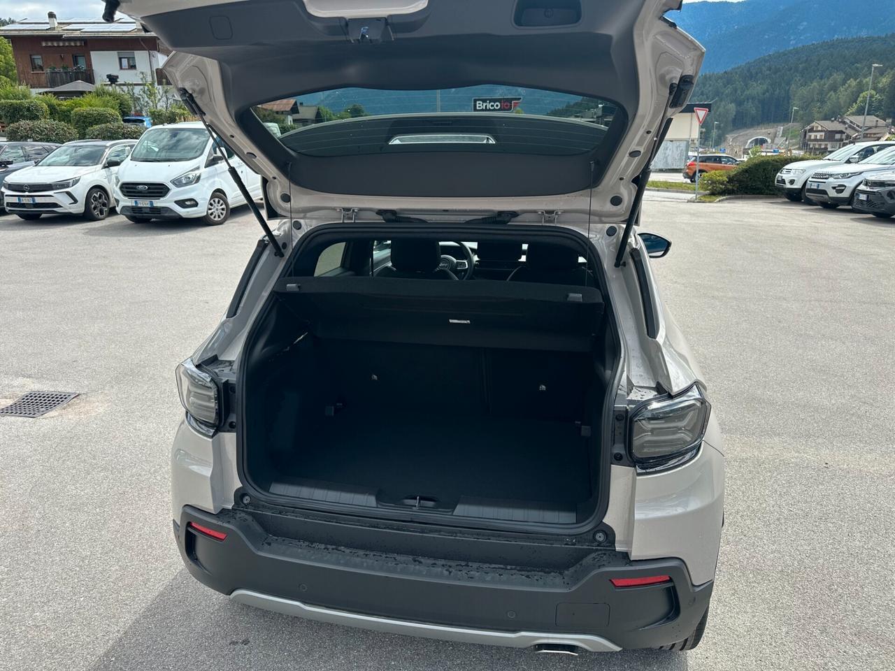 Jeep Avenger 1.2 Turbo 110 CV MHEV Summit