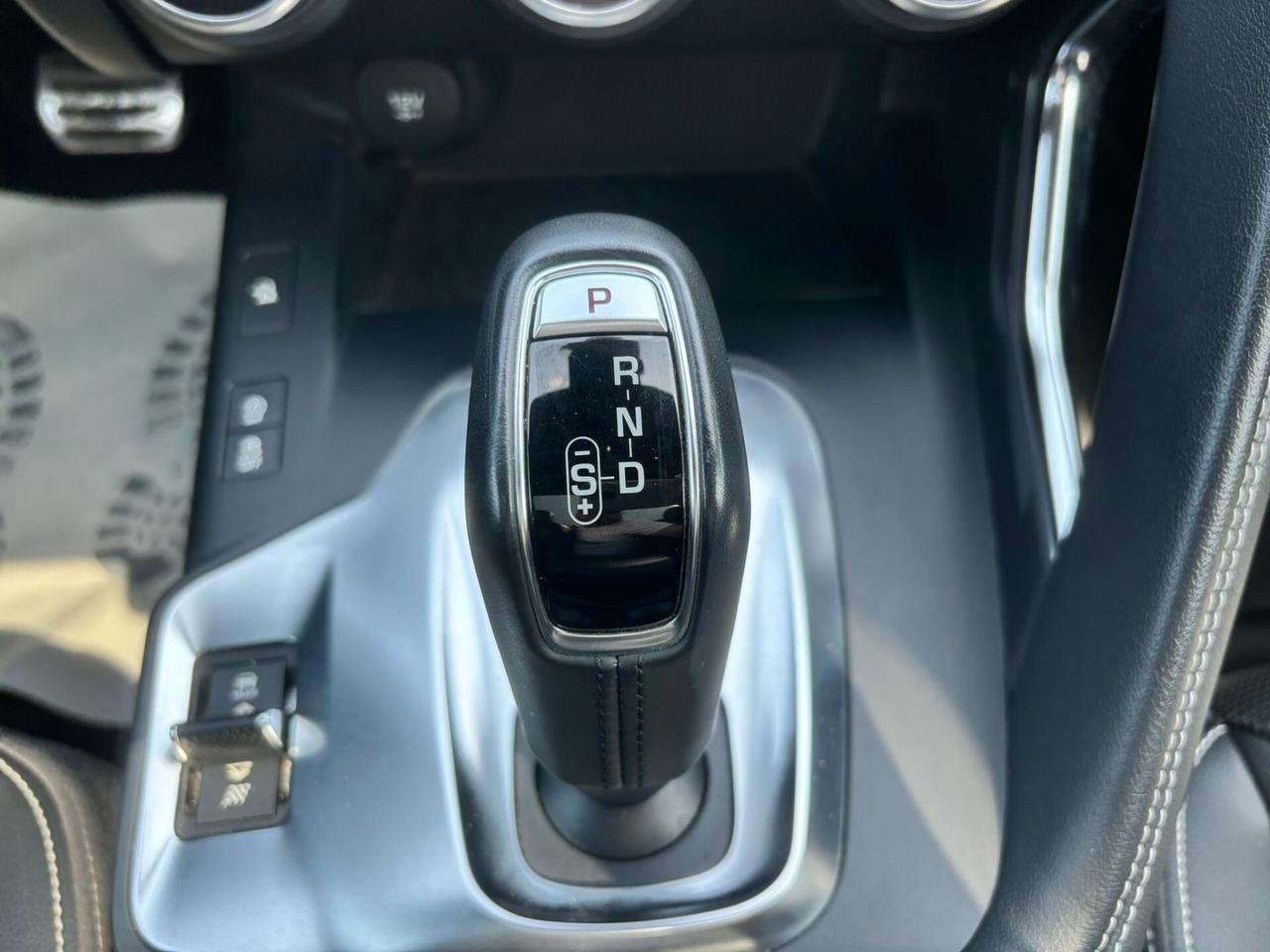 Jaguar E-Pace 2.0D 180 CV AWD R-Dynamic S