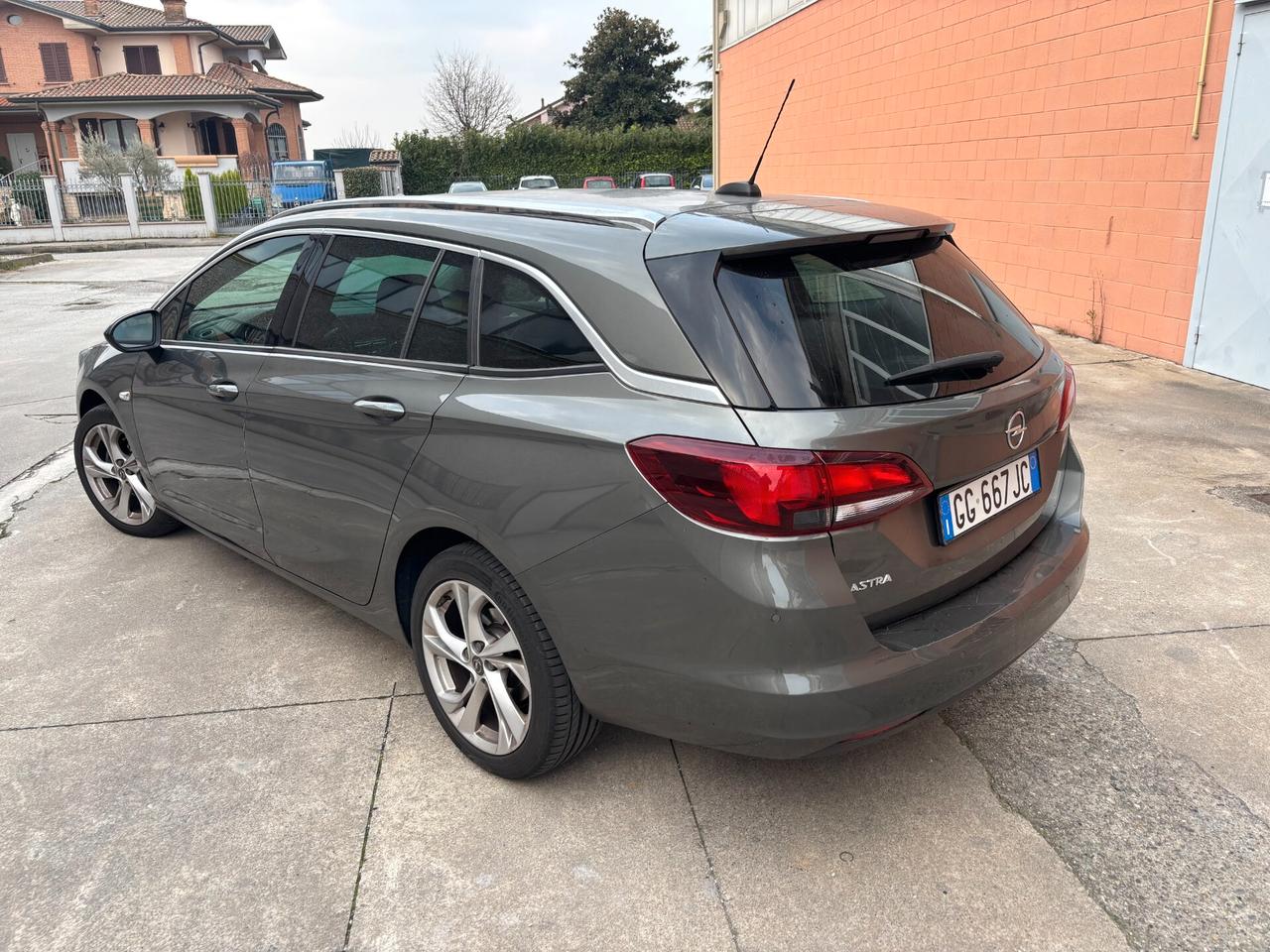 Opel Astra 1.5 CDTI 122 CV S&S 5 porte Business Elegance