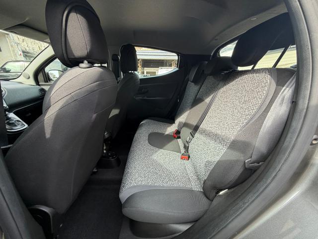 LANCIA Ypsilon 1.0 FireFly 5 porte S&S Hybrid Silver Plus 5 POSTI