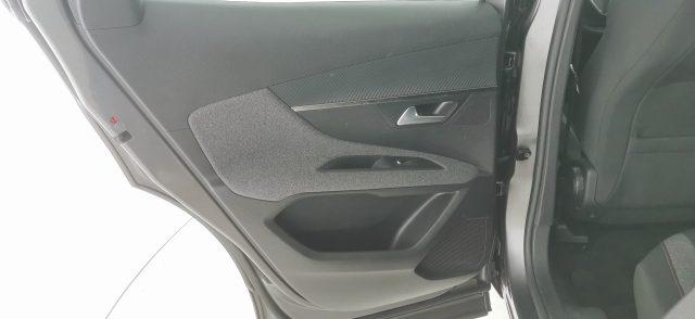 PEUGEOT 3008 BlueHDi 130 S&S Active Business