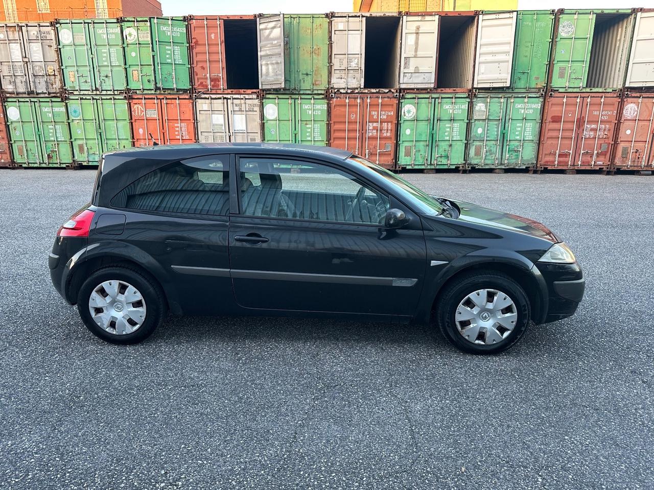 Renault Megane Mégane 1.5 dCi/105CV 3 porte Dynamique