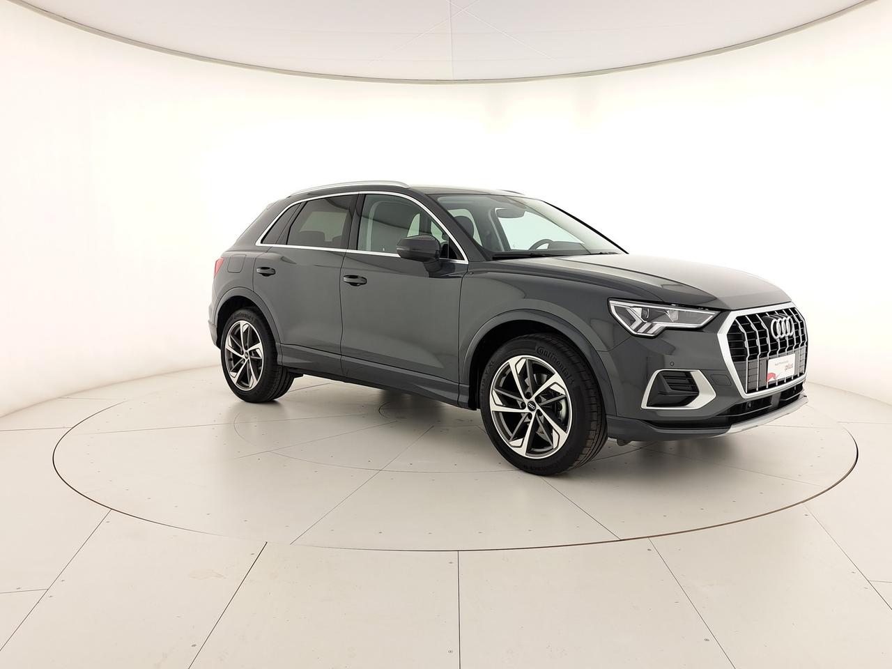 Audi Q3 35 1.5 tfsi business advanced s-tronic