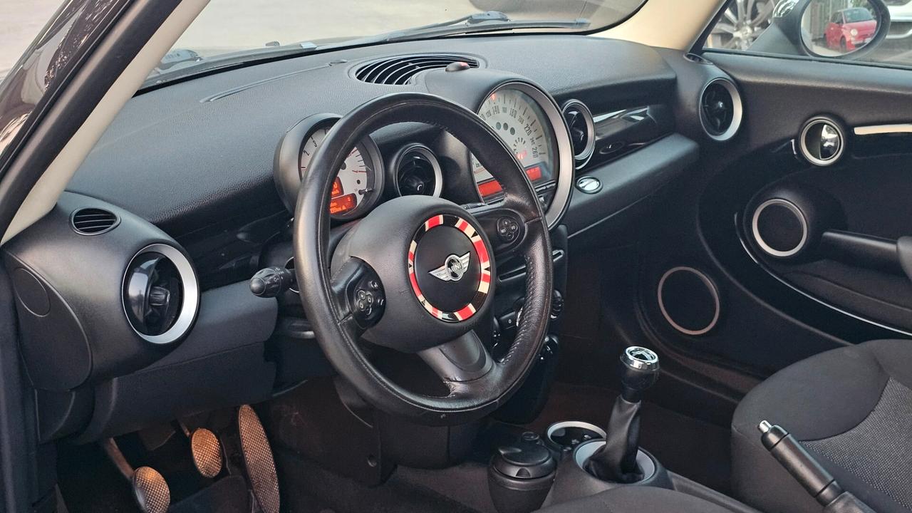 Mini Mini 1.6 16V Cooper D