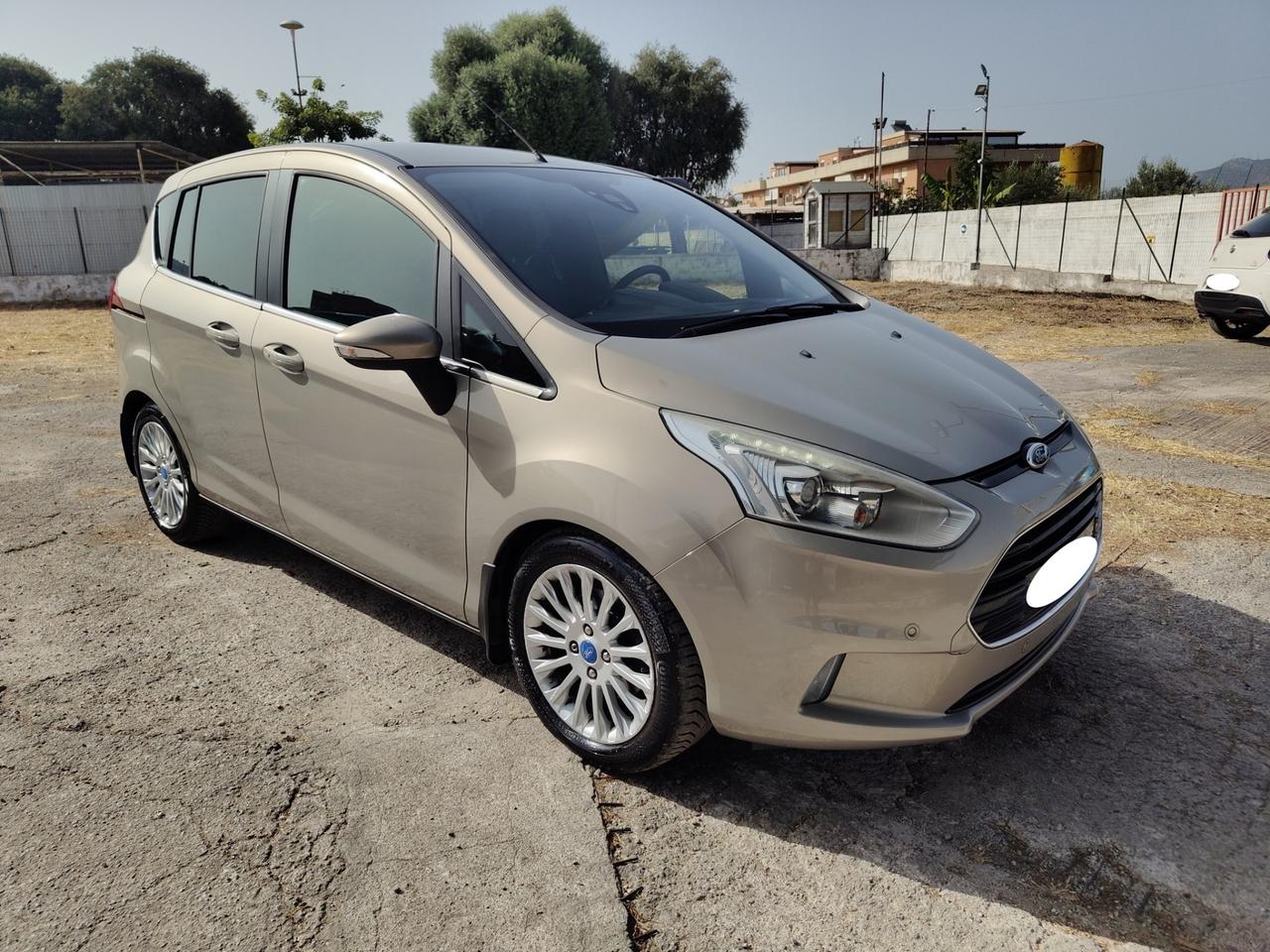 Ford B-Max 1.6 TDCi 95 CV Titanium ECCELLENTE