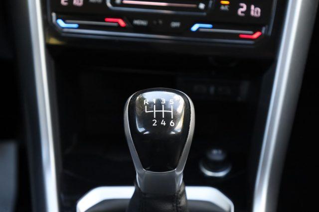VOLKSWAGEN T-Roc 2.0 TDI Uff VW Italia Navi LED ACC PREZZO REALE