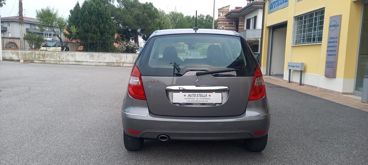 Mercedes-Benz Classe A 160 Benzina Allestimento Elegance cc. 1.5 CV. 95 Cambio Automatico 5 Porte 5 Posti Euro 5 SOLO 74.800 KM. Utilizzabile anche per i Neopatentati.