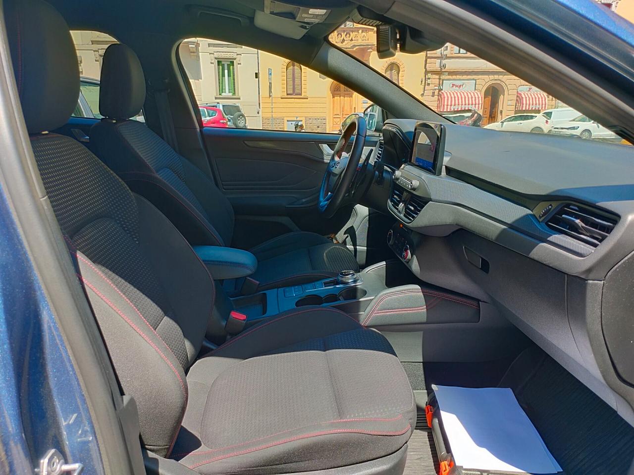 Ford Focus 1.5 EcoBoost auto. ST-Line Co-Pilot