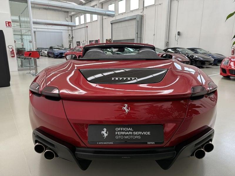 Ferrari Roma Spider - Rosso Imola - cuciture Rosso