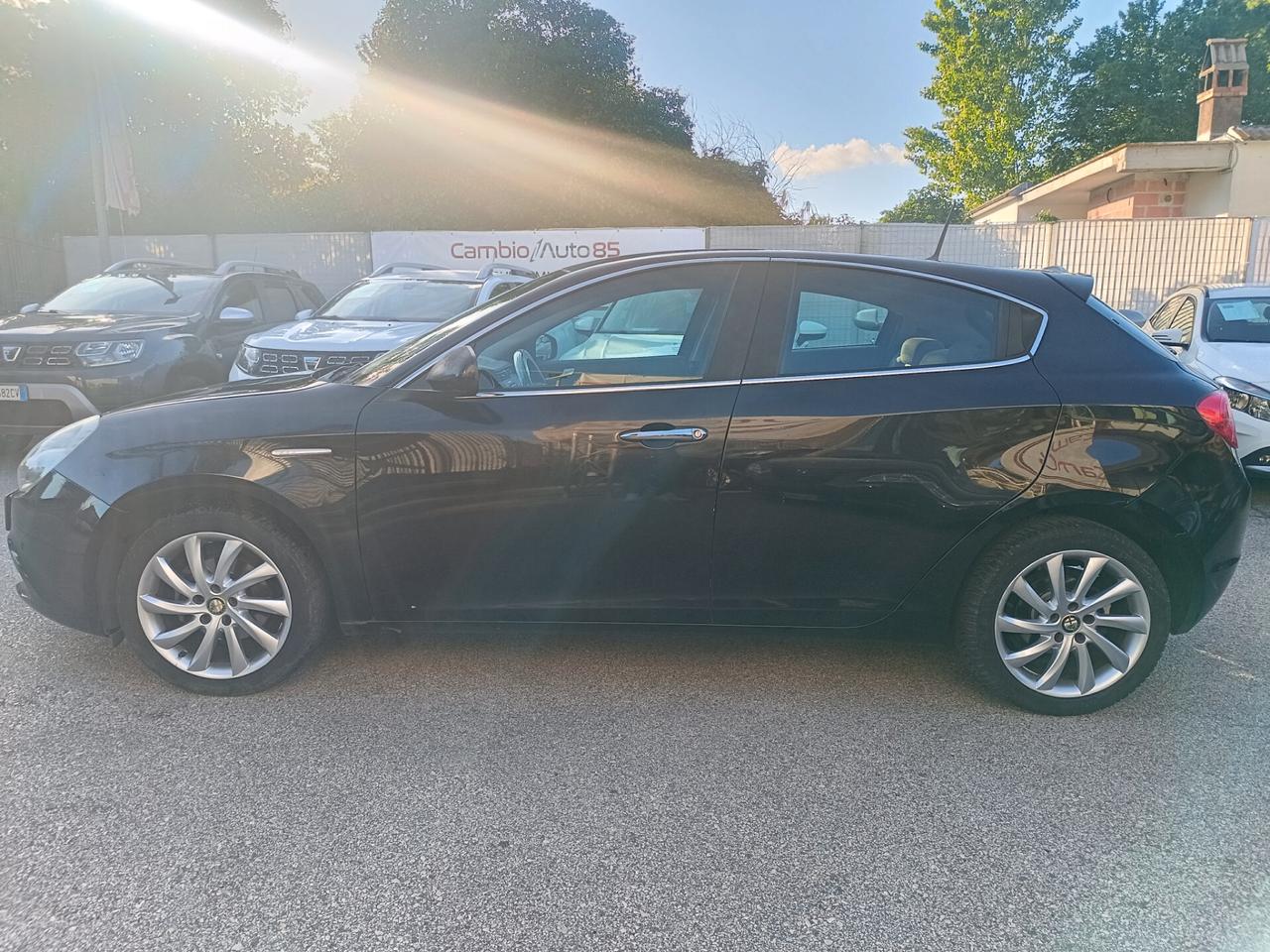 Alfa Romeo Giulietta 1.6 JTDm-2 105 CV Distinctive