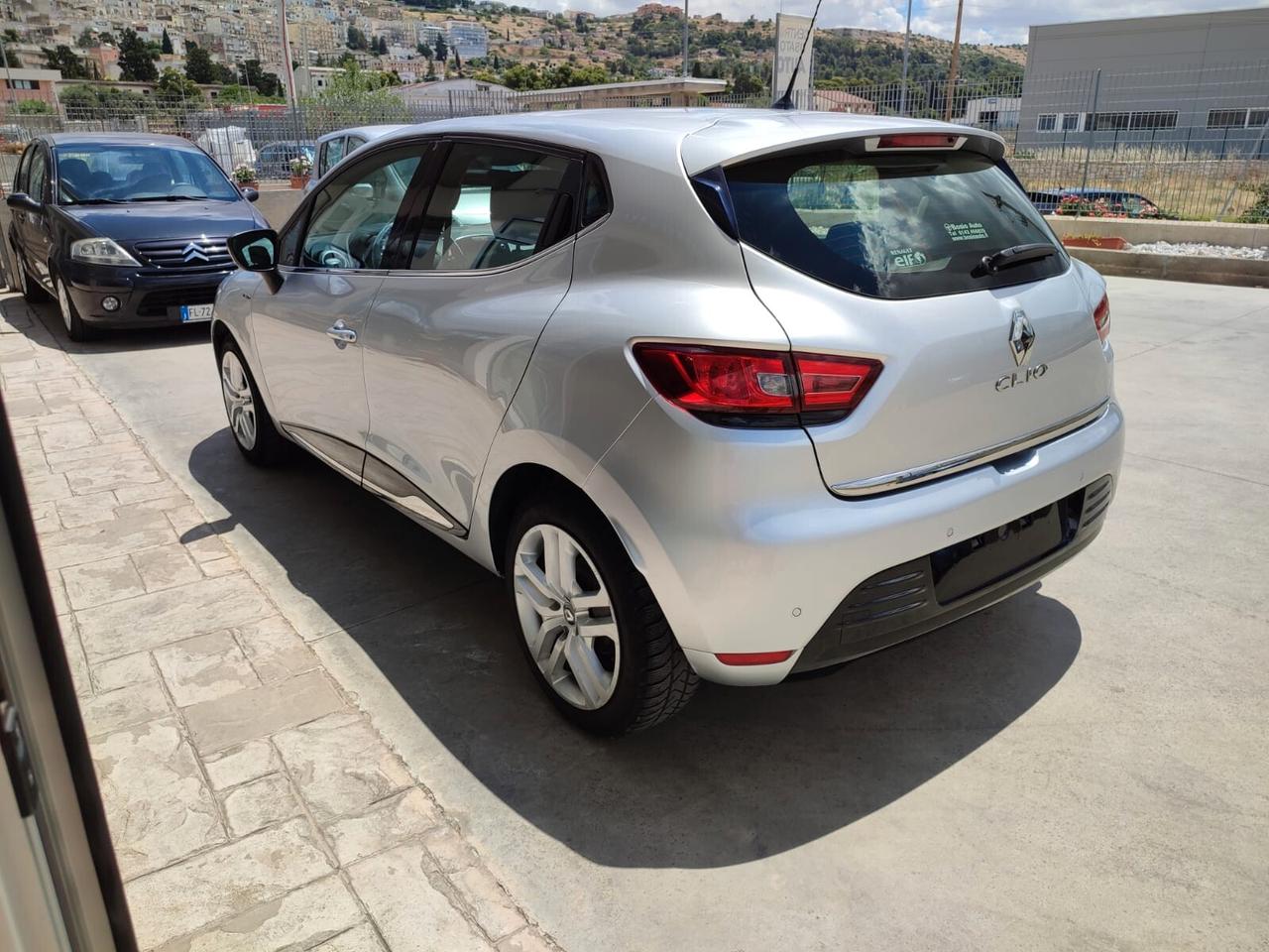 Renault Clio TCe 12V 90CV Start&Stop 5 porte Energy Duel2