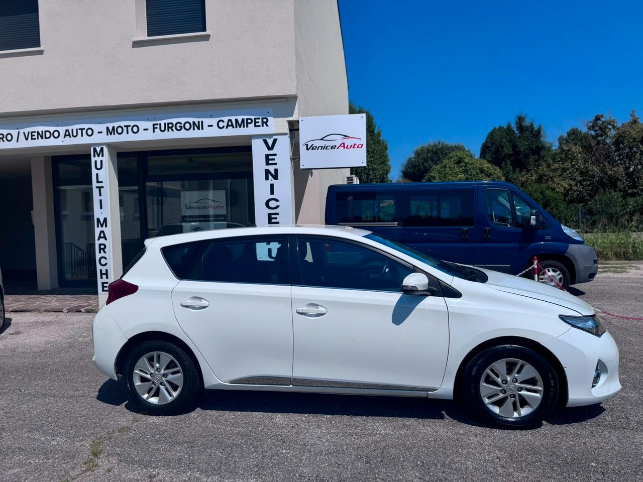 Toyota Auris 1.8 Hybrid Active Plus
