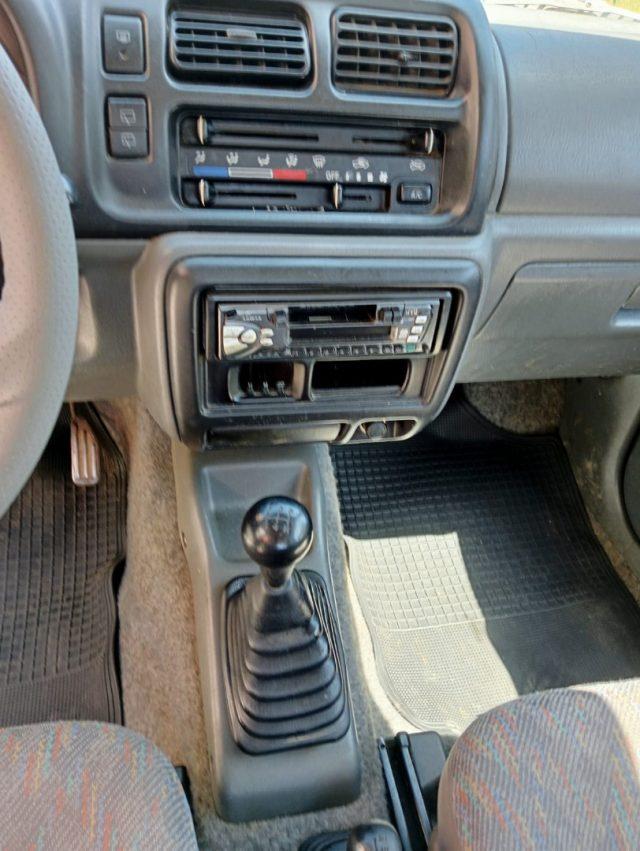 SUZUKI Jimny 1.3i 16V cat 4WD JLX *CLIMA*