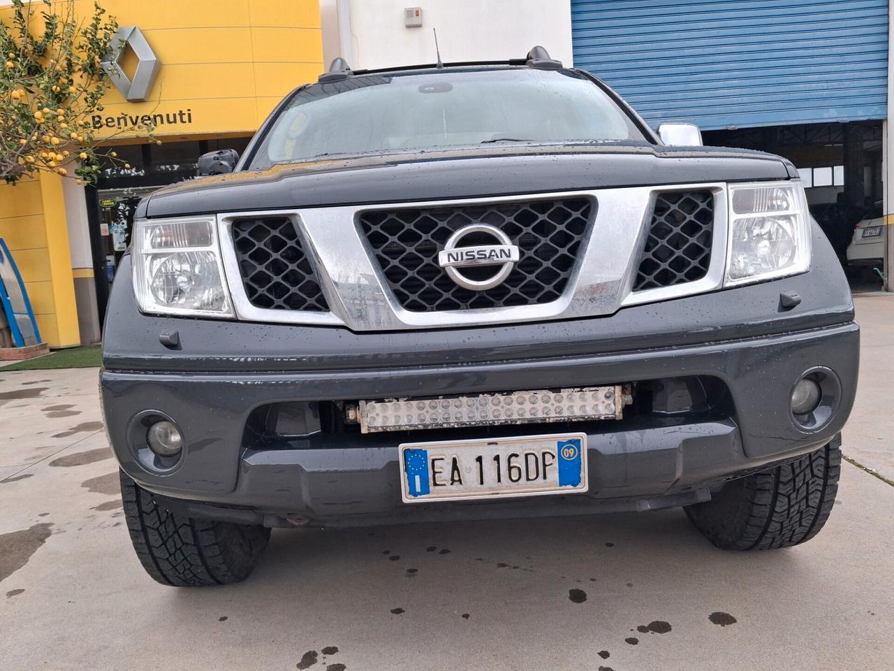 NISSAN Navara Doppia Cabina 2.500 dCi 171cv 4WD