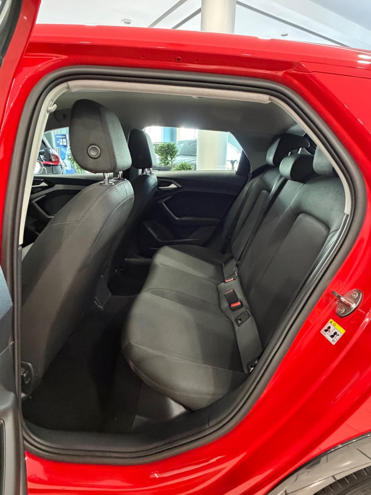 Audi A1 allstreet 30 TFSI Identity Contrast