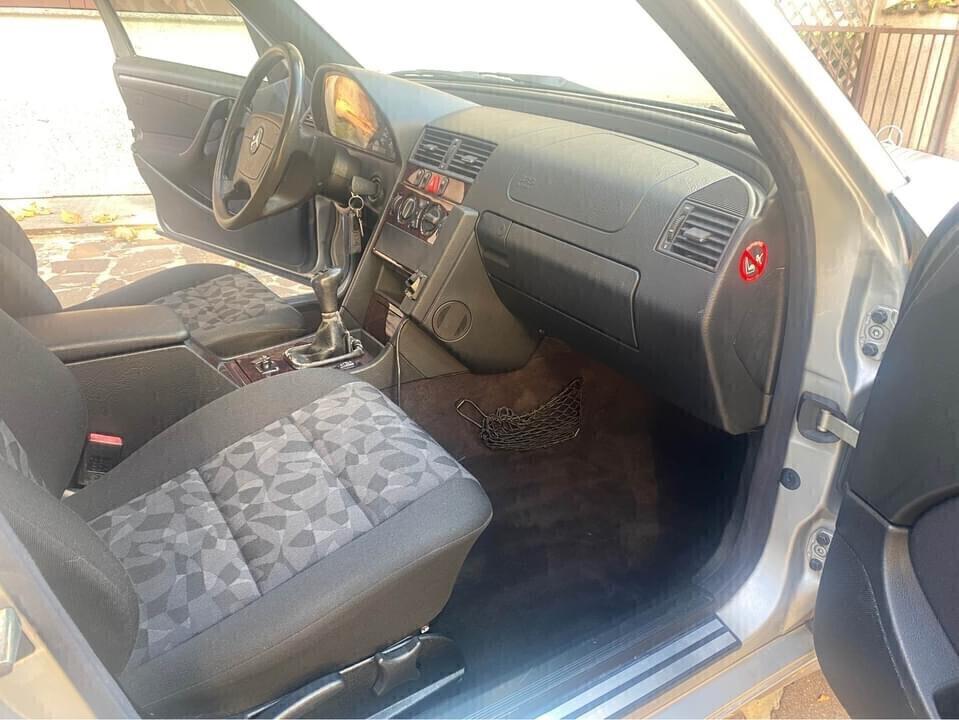 Mercedes-benz C 200 C 200 Kompressor cat Classic