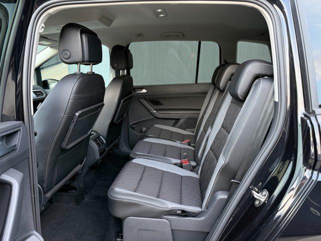 VOLKSWAGEN Touran 1.5 TSI GOAL Navi ACC Keyless TravelAssist