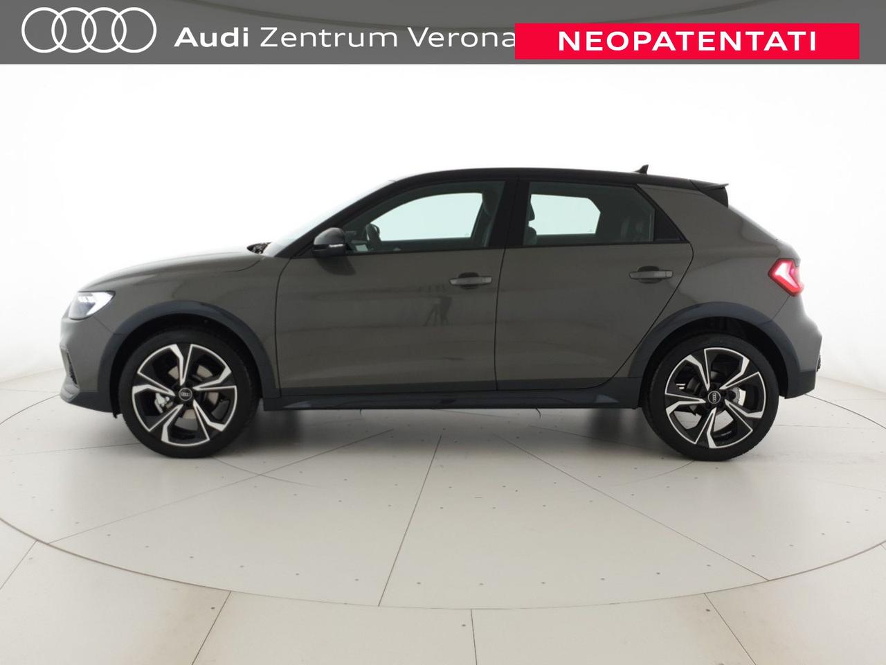 Allstreet 30TFSI 116CV S tronic Identity Contrast