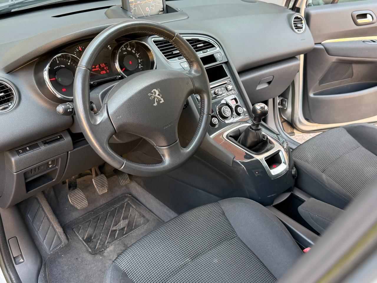 Peugeot 5008 1.6 HDi 115CV Active 7 Posti "SOLO 109000 KM !!!"