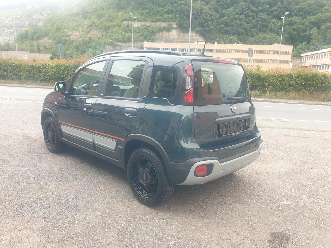 Fiat Panda 1.0 FireFly S&S Hybrid Garmin 5 POSTI