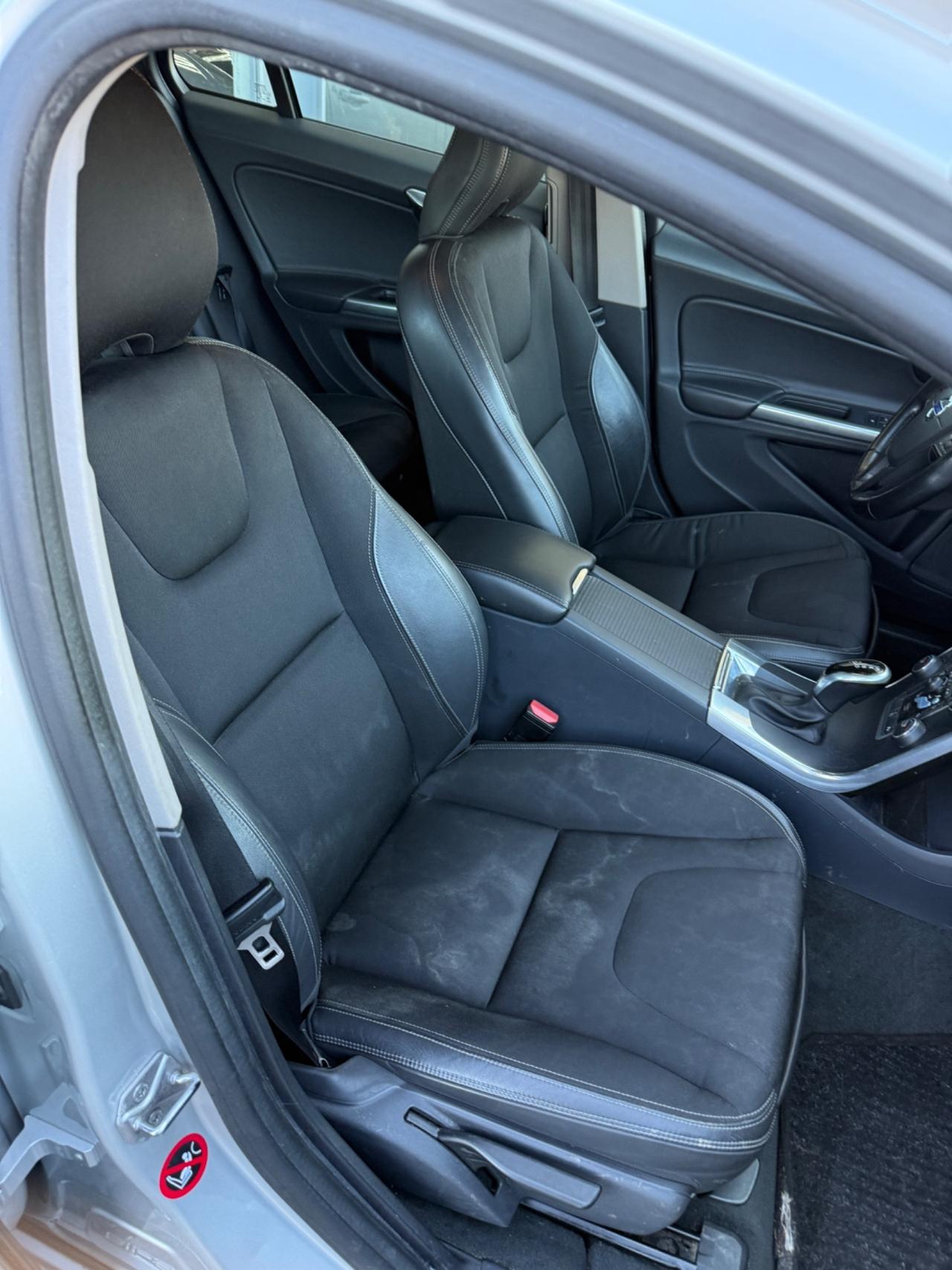 Volvo V60 D3 Geartronic Summum