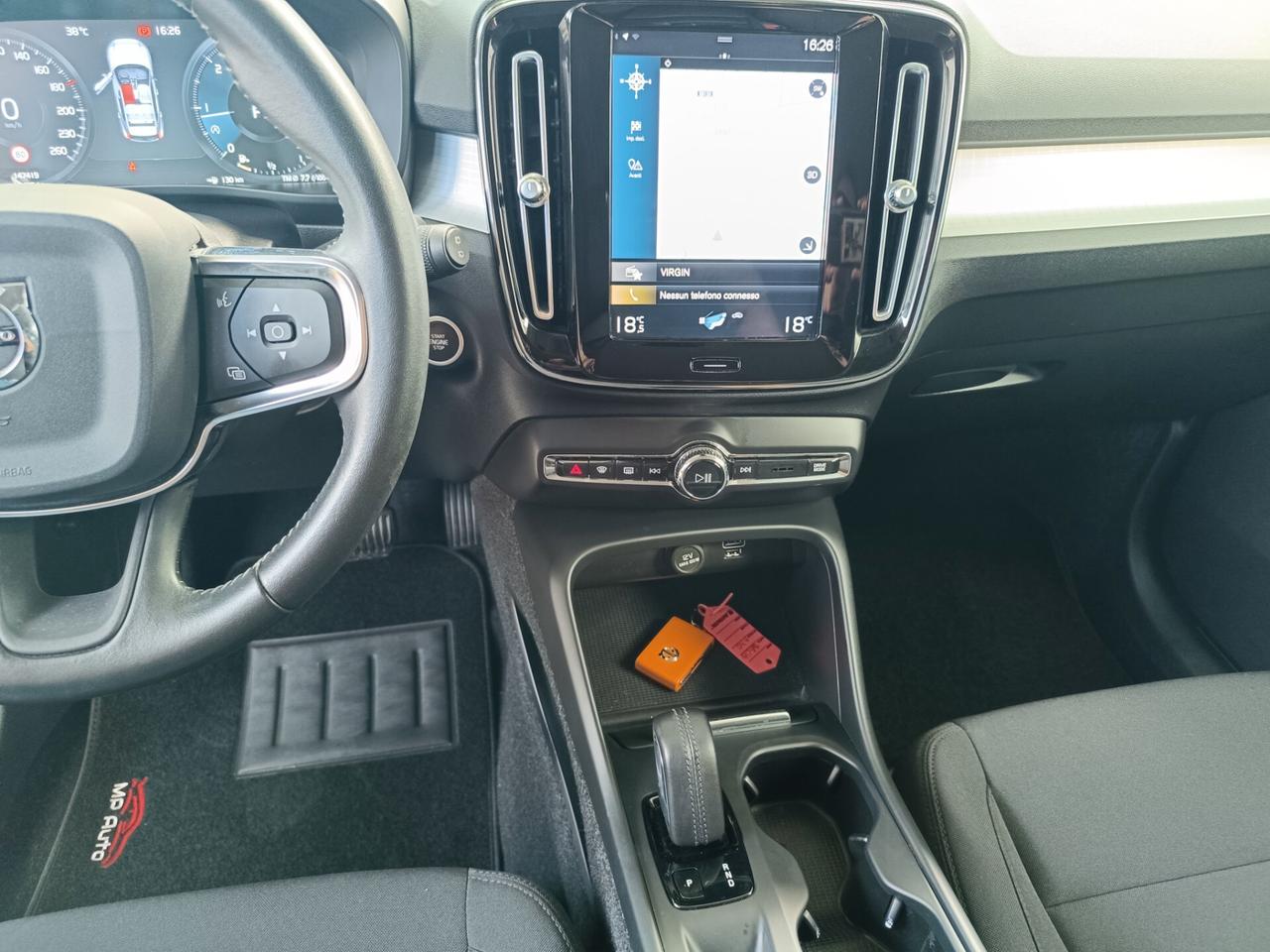 Volvo XC40 D3 AWD Geartronic Momentum Pro