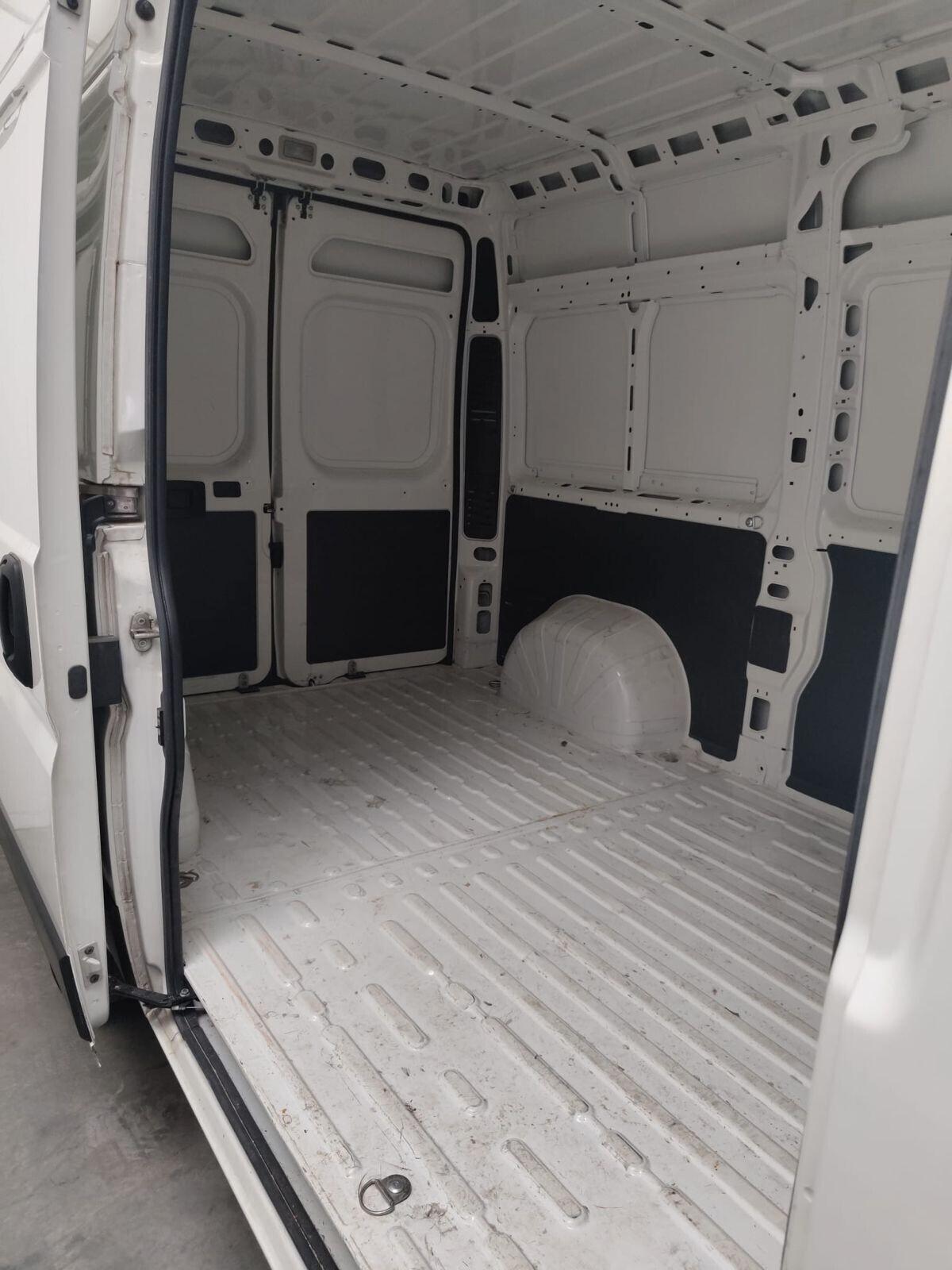 Citroen Jumper 33 2.2 BlueHDi 120 S&S PM-TM Furgone