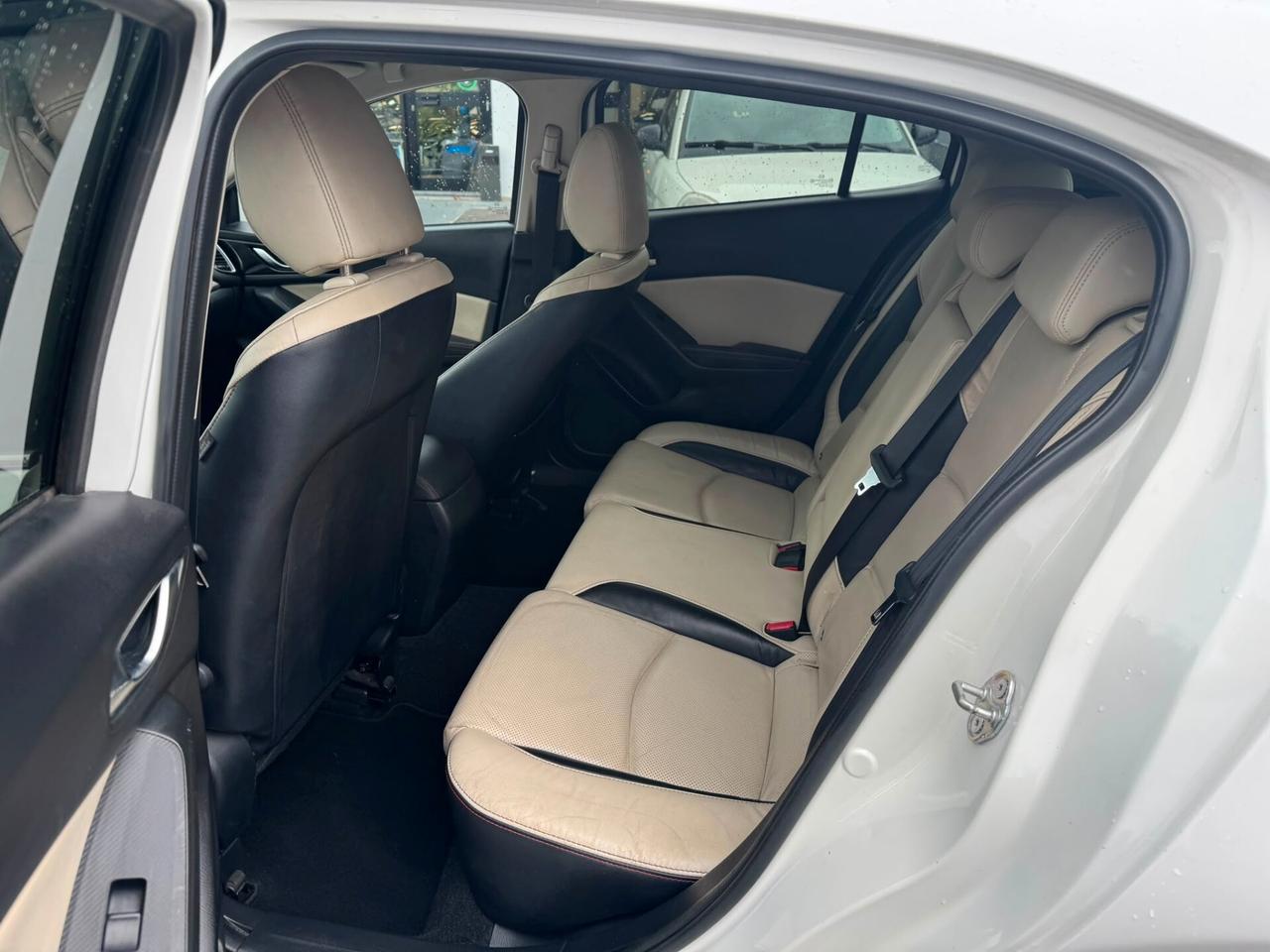 Mazda 3 2.2 Skyactiv-D Exceed