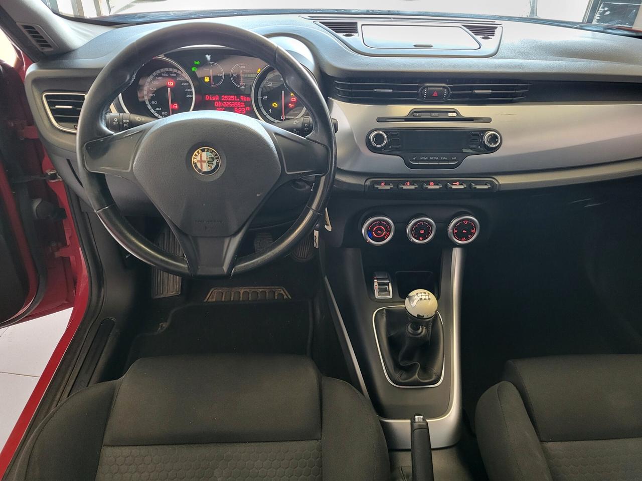 Alfa Romeo Giulietta 1.6 JTDm-2 105 CV Progression