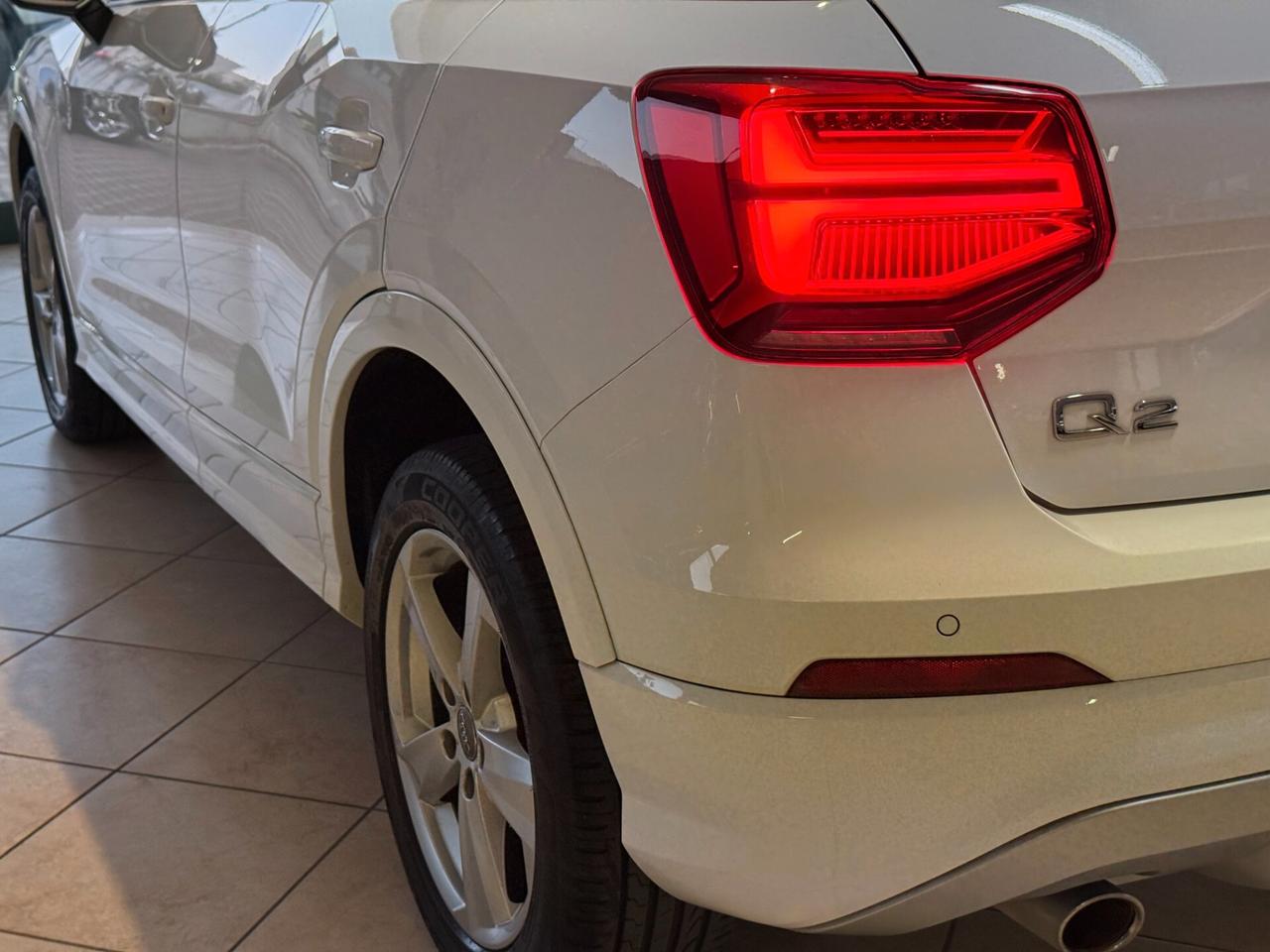 Audi Q2 I 1.6 30 tdi Sport s-tronic Matrix Frecce Dynamiche Navi Sensori