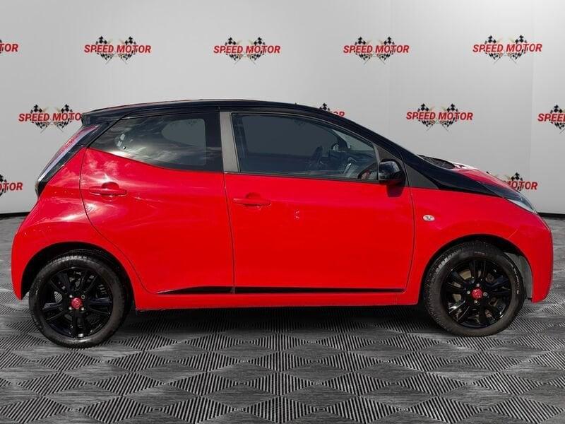 Toyota Aygo Aygo 5p 1.0 x-cool 70 CV, RETROCAMERA!
