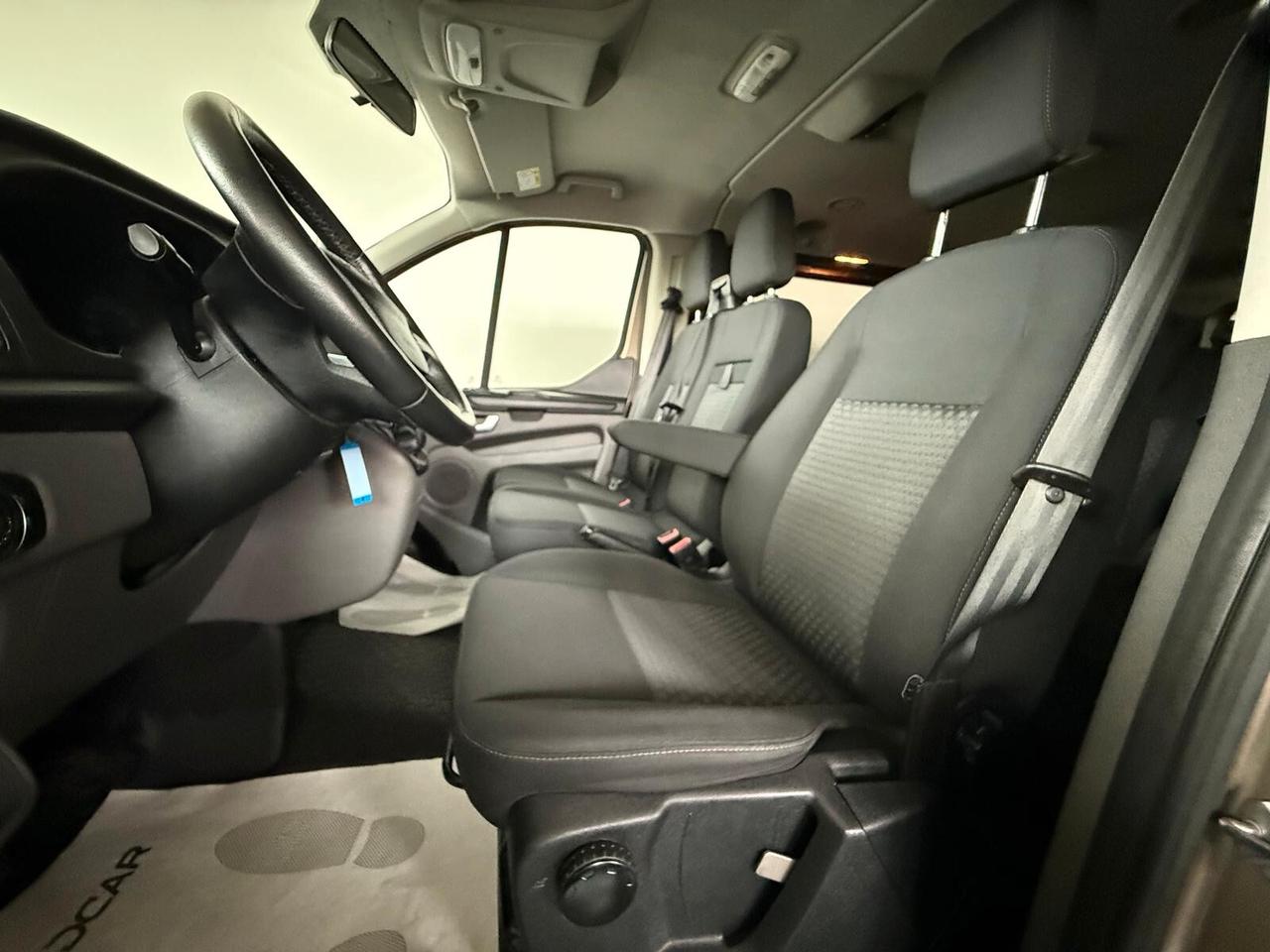 Ford Tourneo Custom 310 2.0 TDCi 130CV PC Titanium 9 POSTI