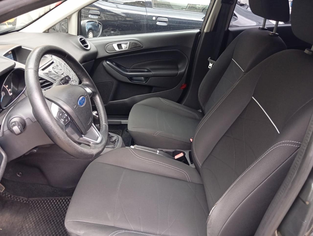 Ford Fiesta 1.5 TDCi 75CV 5 porte ST-Line