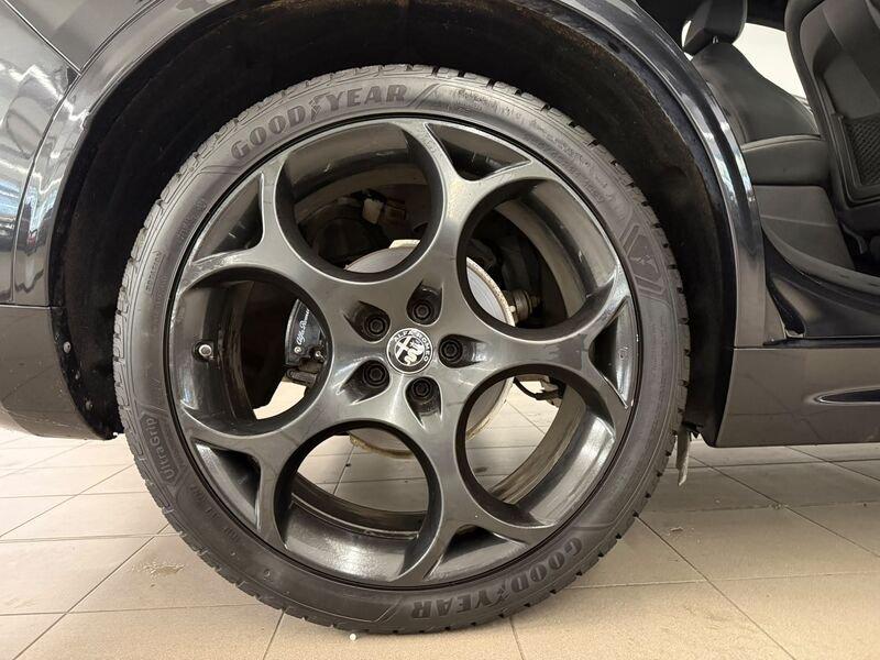 Alfa Romeo Stelvio 2.2 TD 210 CV Estrema AT8 Q4 Harman