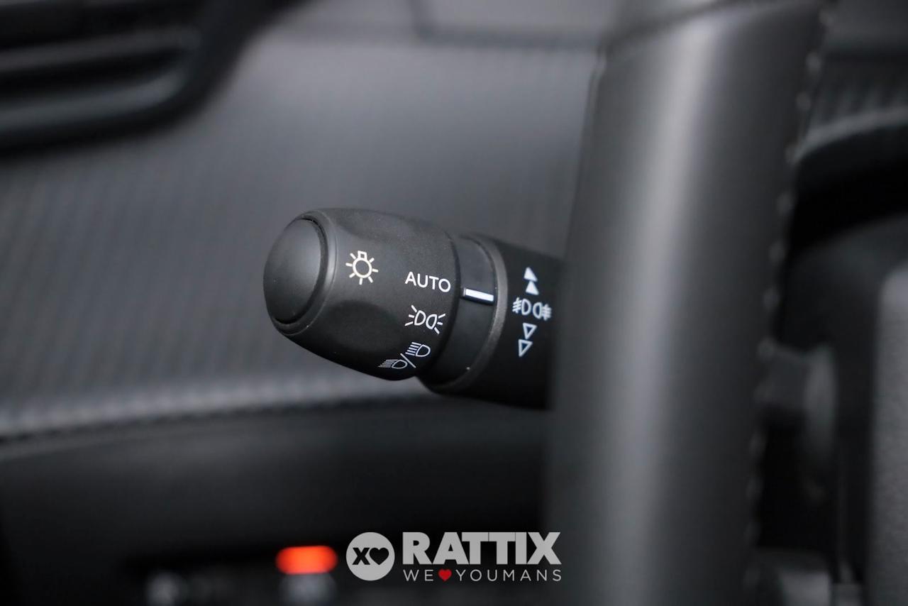 Peugeot e-2008 motore elettrico 100kW Allure Pack