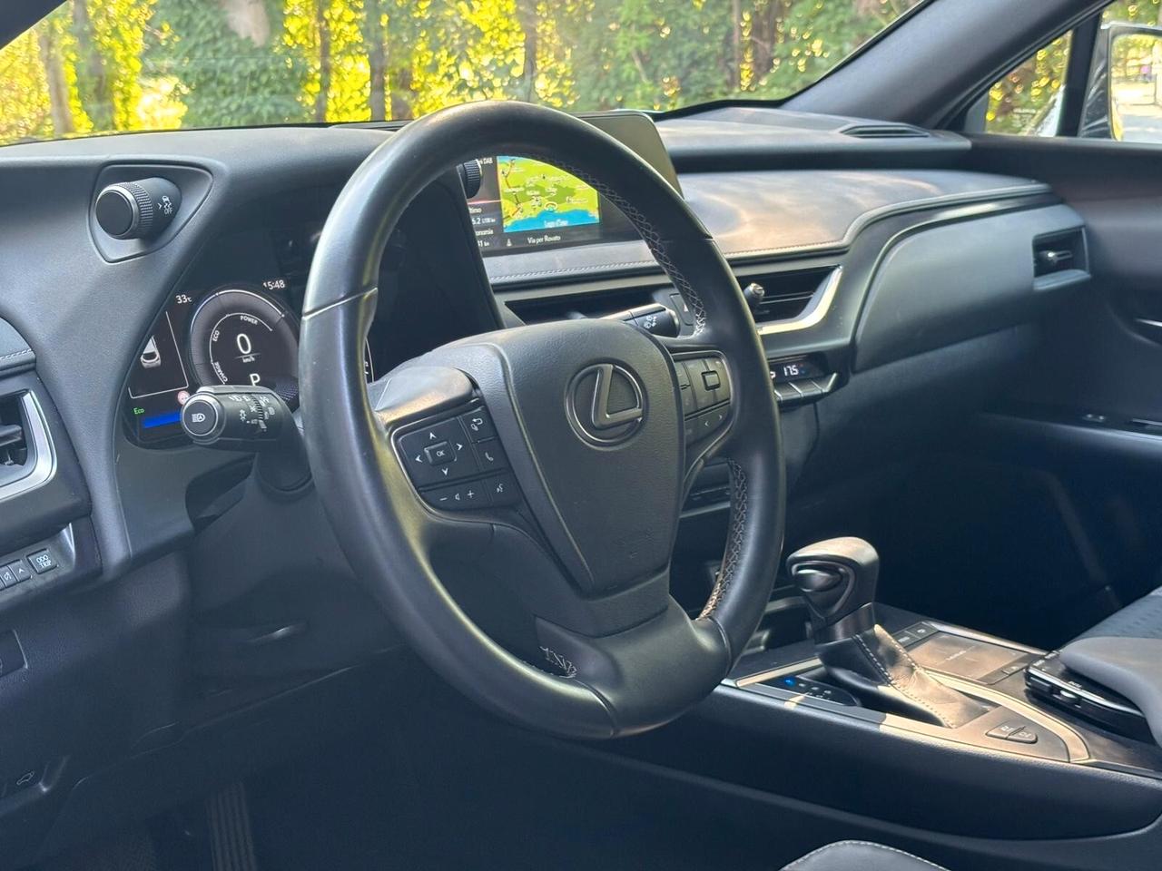 Lexus UX 2019 250h 2.0 Midnight 2wd cvt