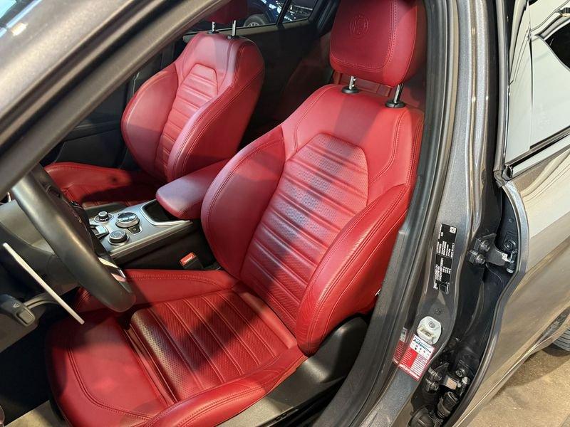 Alfa Romeo Giulia Giulia 2.0 Turbo 280 CV AT8 AWD Q4 Veloce