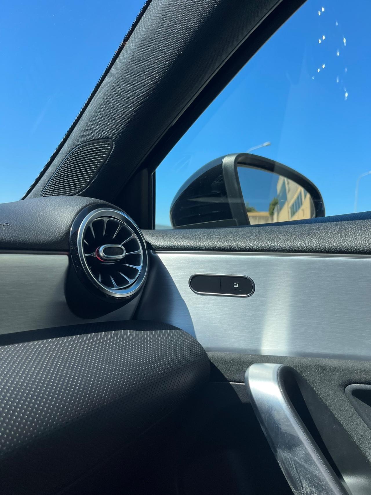 Mercedes-benz A 180 A 180 d Automatic Premium