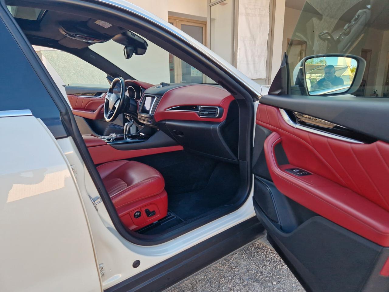 Maserati Levante V6 Diesel 275 CV AWD Granlusso