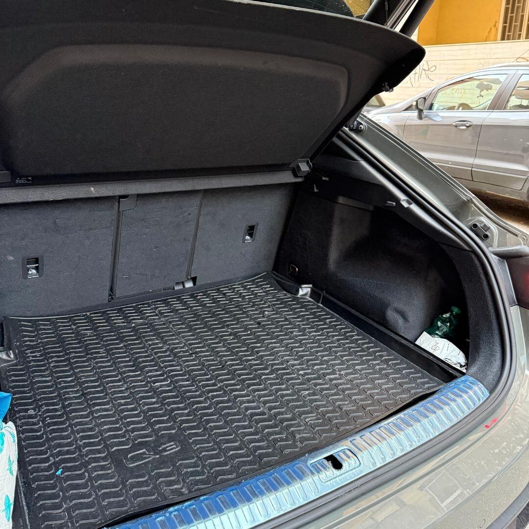 Audi Q3 SPB 40 TDI quattro S line **FULL**