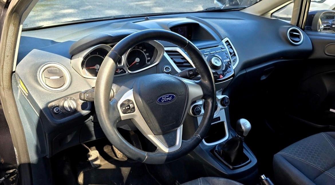 Ford Fiesta 1.2 82CV 3 porte Titanium