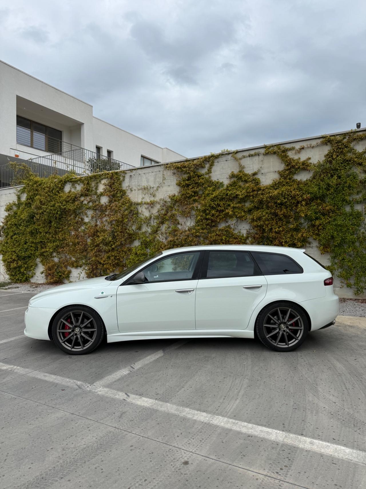 Alfa Romeo 159 Turismo internazionale 1750 TBI