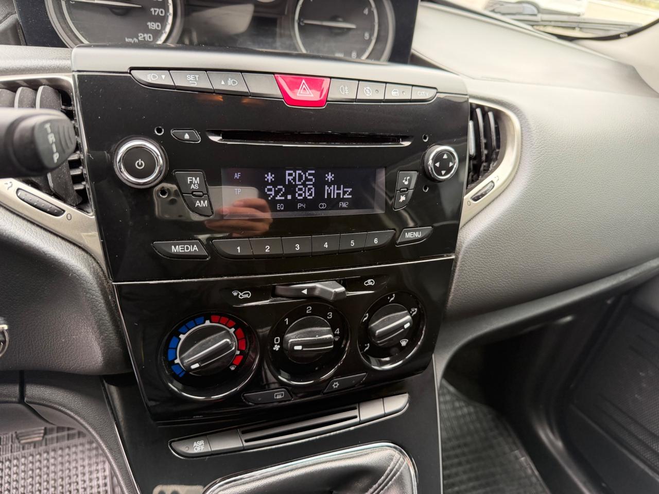 Lancia Ypsilon 1.3 MJT 16V 95 CV 5 porte S&S Gold