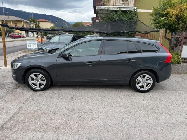 VOLVO V60 D2 Geartronic Momentum
