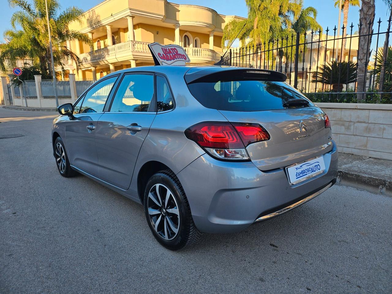 Citroen C4 Berlina 5pt. 1.6 BlueHdi 100cv Fell my 18